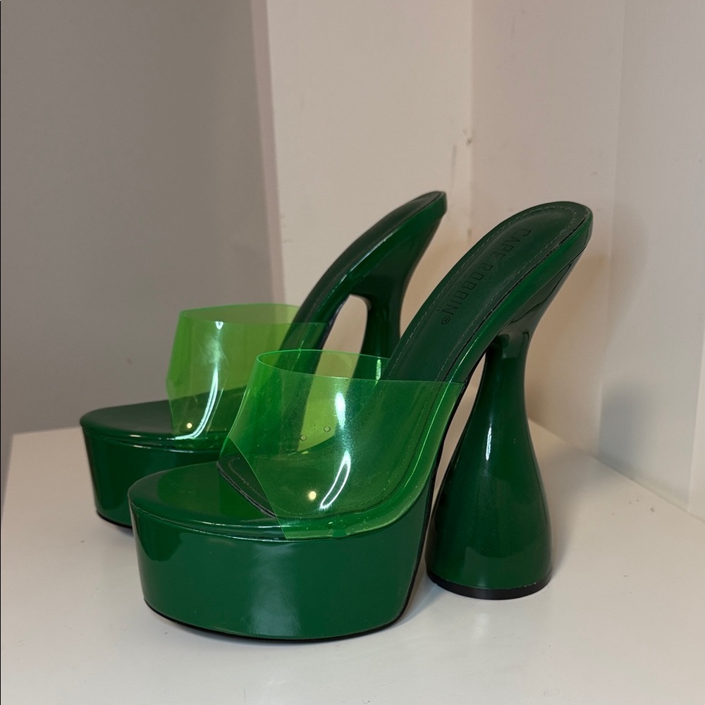Green Chunky Platform Heels